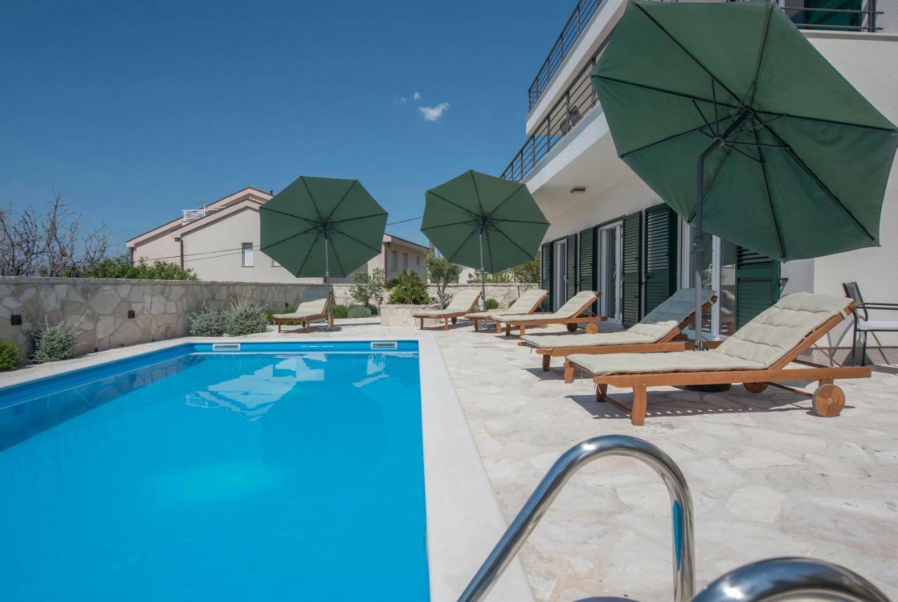 Villa Dodo Makarska Bagian luar foto